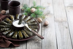 Etli Üzüm Yaprağı Sarma