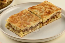 Kıyma Böreği