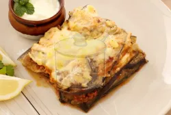 Yoğurtlu Patlıcan Musakkası