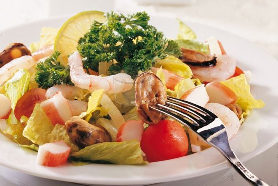 Oryantal Deniz Ürünleri Salatası