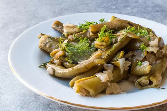 Taze Bakla Salatası