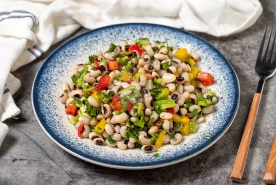 Taze Börülce Salatası